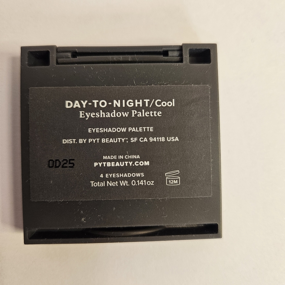 P/Y/T Beauty Eyeshadow Set - Picture 5 of 5